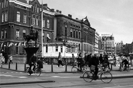Rokin Langebrugsteeg, Amsterdam, Netherlands, April 1999