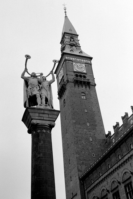 The Lur Blowers & Rådhus, Copenhagen, Denmark, October 2007
