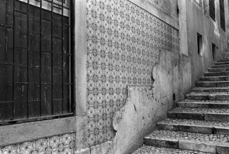 Rua da Bica de Duarte Belo, Lisbon, Portugal, April 2006