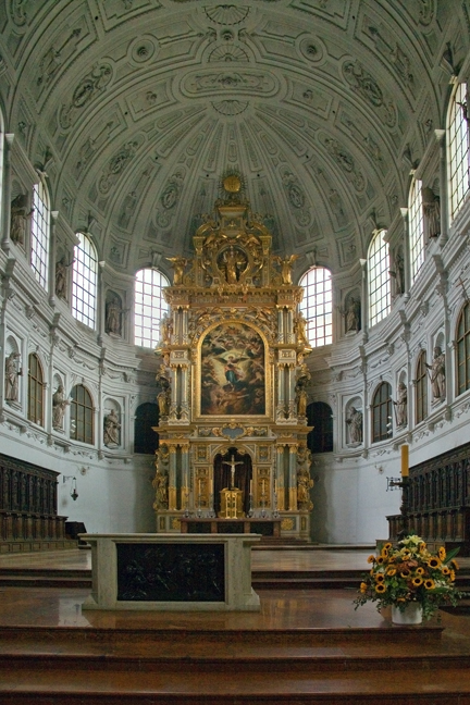 Michaelskirche, Munich, Germany, October 2009
