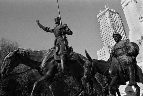 Plaza de Espana, Madrid, Spain, January 2005