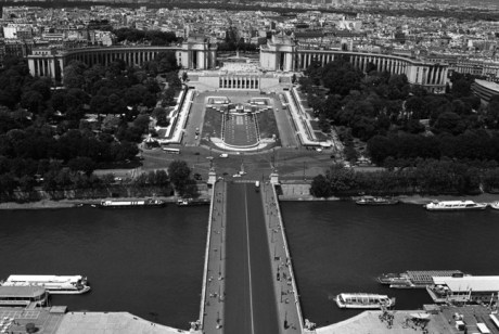 Palais de Chaillot, Paris, France, August 2004