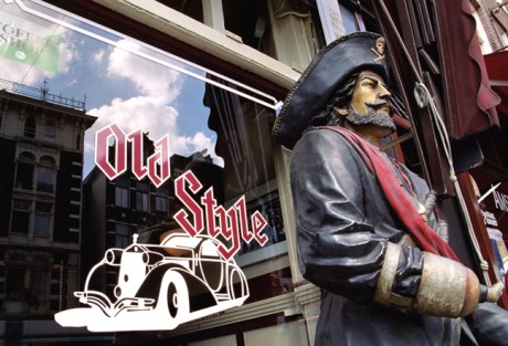 Old Style ,Martelaarsgracht, Amsterdam, Netherlands, September 2003