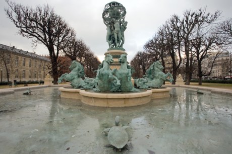 Carpeaux's Fountain, Paris, France, January 2010 Carpeaux's Fountain, Paris, France, January 2010