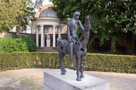 Ruiters van de Apocalypse, Arentshof, Bruges, Belgium, April 2011