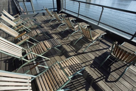 Pier 17, South Street Seaport, Manhattan, New York, America, January 2012