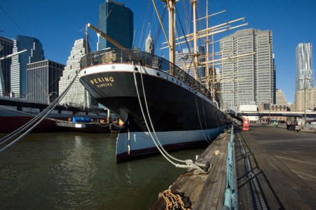 Peking, South Street Seaport, Manhattan, New York, America, January 2012