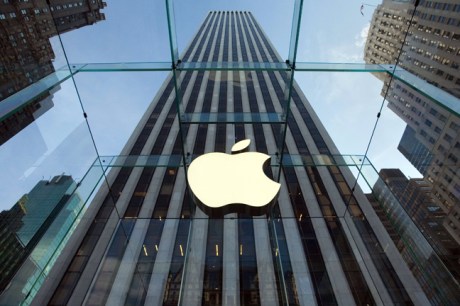 767 Fifth Avenue, Manhattan, New York, America, January 2012