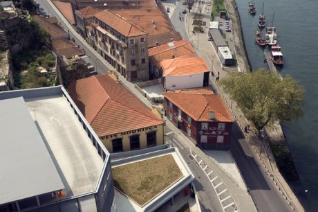 Avenue Diogo Leite, Porto, Portugal, March 2012