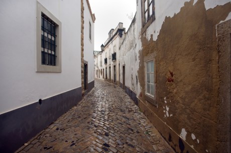 Rua Monsenhor Boto, Faro, Portugal, November 2012 Rua Monsenhor Boto, Faro, Portugal, November 2012