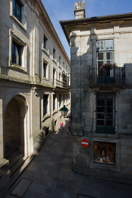 Rúa do Vilar, Santiago de Compostela, Spain, July 2013