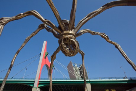 Bourgeois, Maman, Museo Guggenheim, Bilbao, Spain, July 2013