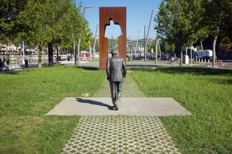 Abandoibarra Hiribidea, Bilbao, Spain, July 2013