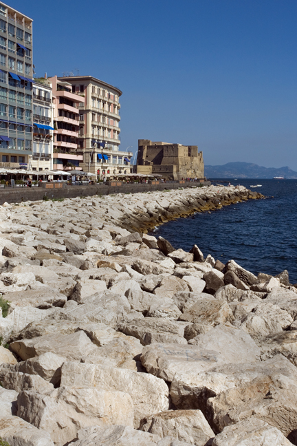 Via Francesco Caracciolo, Naples, Italy, July 2017 © Tom O'Connor 2017