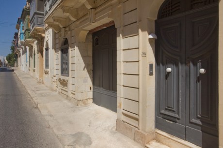 Triq Mons. G. Depiro, Tas-Sliema, Malta, July 2018