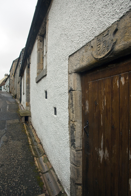 Tanhouse Brae, Culross, Dunfermline, Scotland, July 2019 © Tom O'Connor 2019
