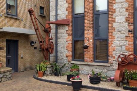 Londonbridge Road, Dublin, Ireland, November 2019 © Tom O'Connor 2019