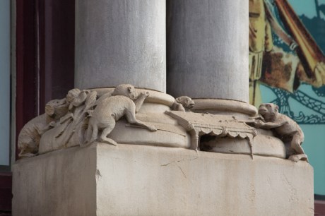 Kildare Street, Dublin, Ireland, April 2020 © Tom O’Connor 2020