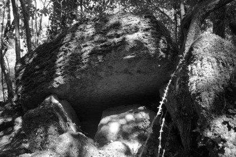 Meehambee Portal Tomb, Roscommon, Ireland, 2021