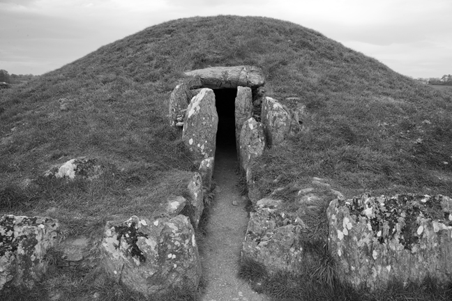 Bryn Celli Ddu Passage Tomb, Llanddaniel Fab, Wales, 2022