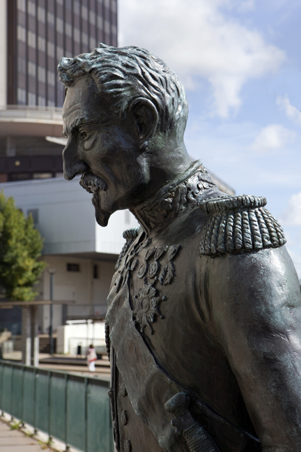 Rue des 2 Ponts, Nantes, France, 2023