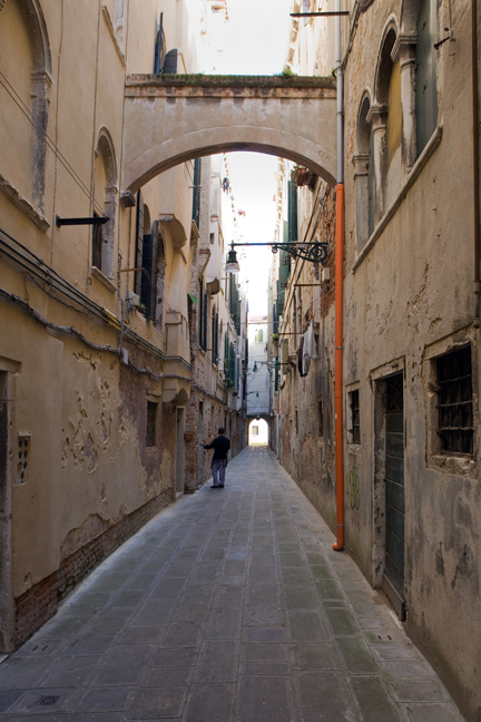 Calle del Volto, Venice, Italy, 2024