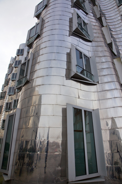 Neuer Zollhof, Düsseldorf, Germany, February 2025