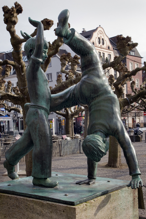 Radschlägerbrunnen, Düsseldorf, Germany, February 2025