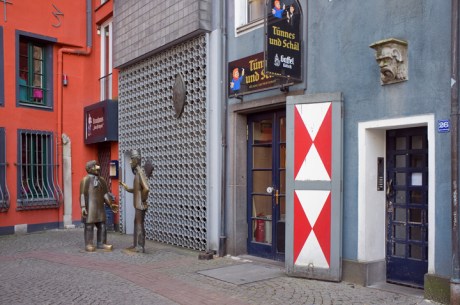Tünnes und Schäl, Lintgasse, Cologne, Germany, February 2025