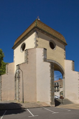 Rue des 3 Couronnes, Carcassonne, France, April 2025