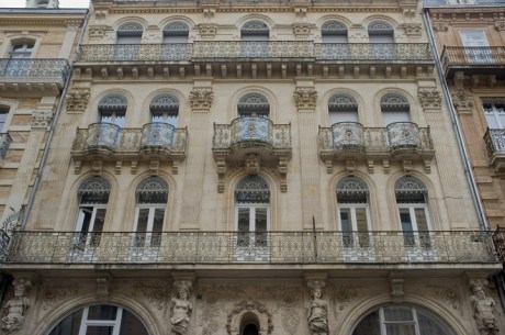 Boulevard Lascrosses, Toulouse, France, April 2025
