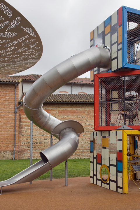 Jardin Raymond VI, Toulouse, France, April 2025