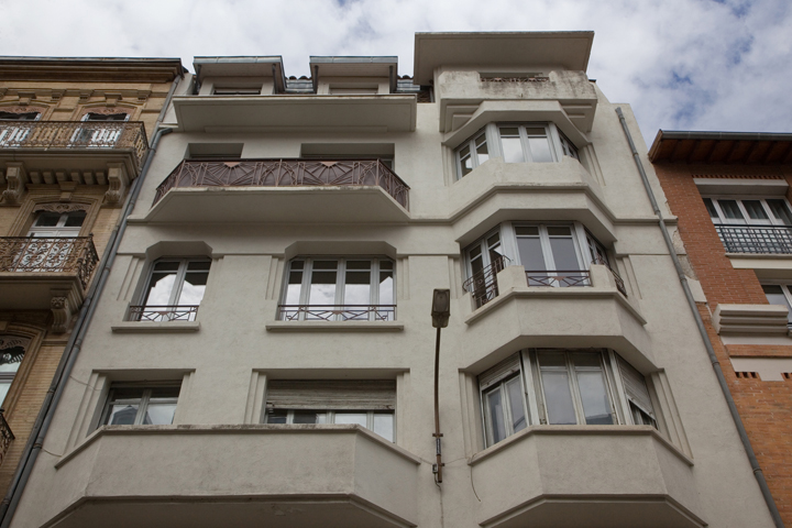 Rue de Metz, Toulouse, France, April 2025