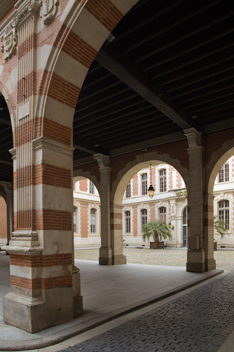 Le Capitole, Toulouse, France, April 2025