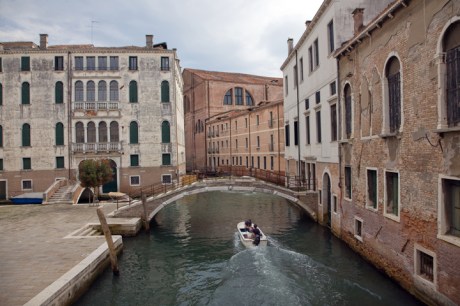 Rio di Santa Giustina, Venice, Italy, July 2025