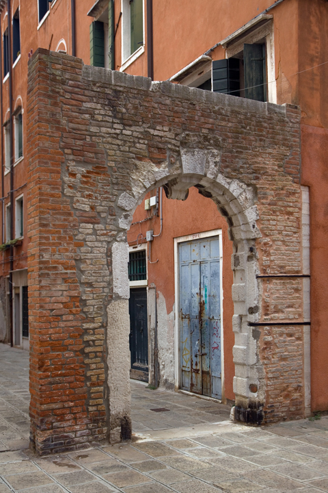 Portale di Palazzo Sagredo, Venice, Italy, July 2025