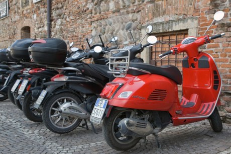 Via degli Alpini, Verona, Italy, July 2025