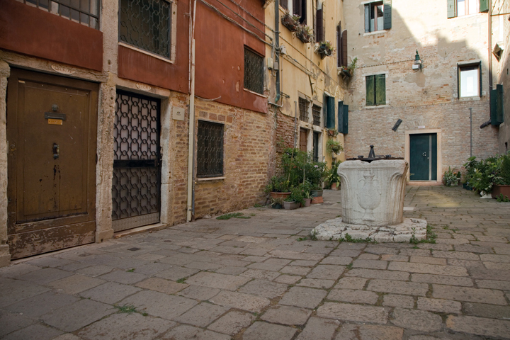 Corte Nova, Venice, Italy, July 2025