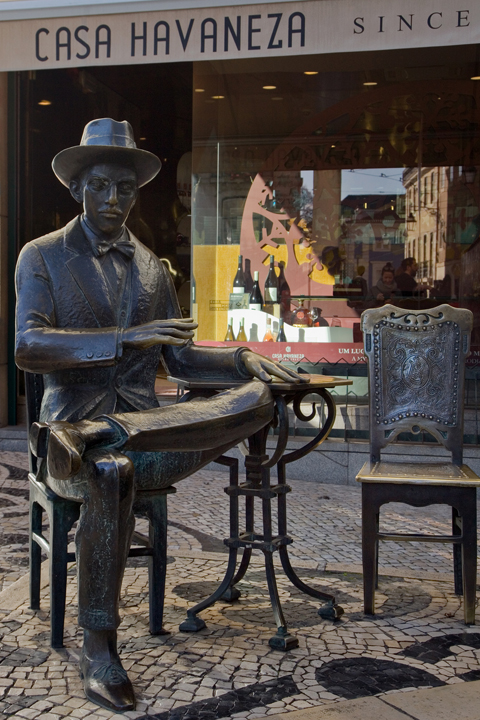 Fernando Pessoa, Rua Garrett, Lisbon, Portugal, December 2025