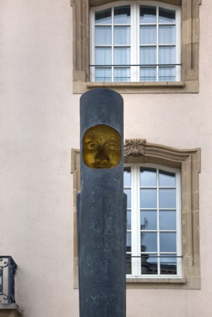 Rue du Marché-aux-Herbes, Luxembourg, March 2026